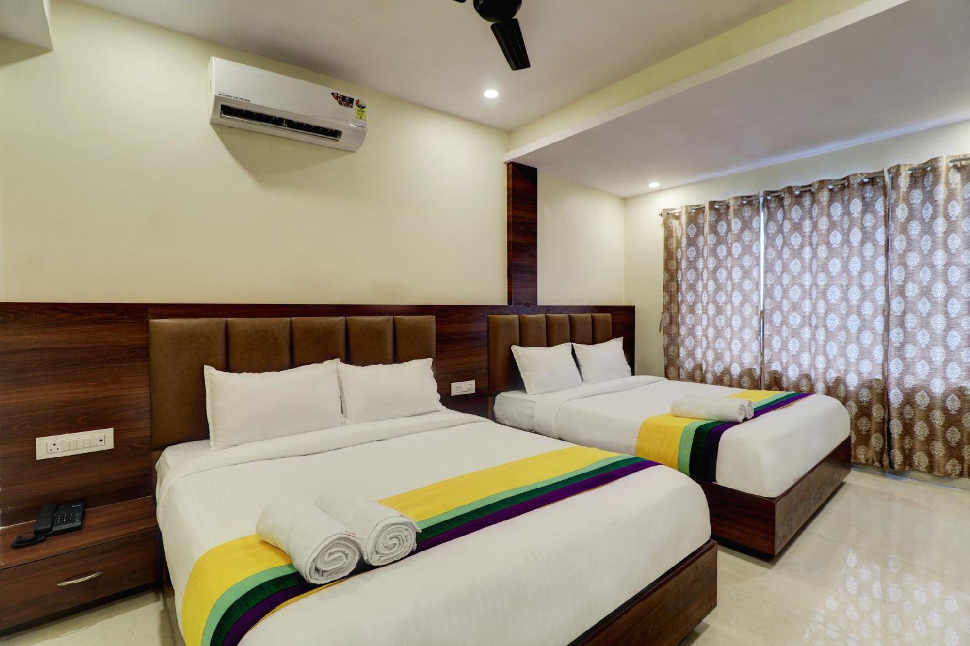 Hotel Dolphin- Fort Mumbai Exterior foto