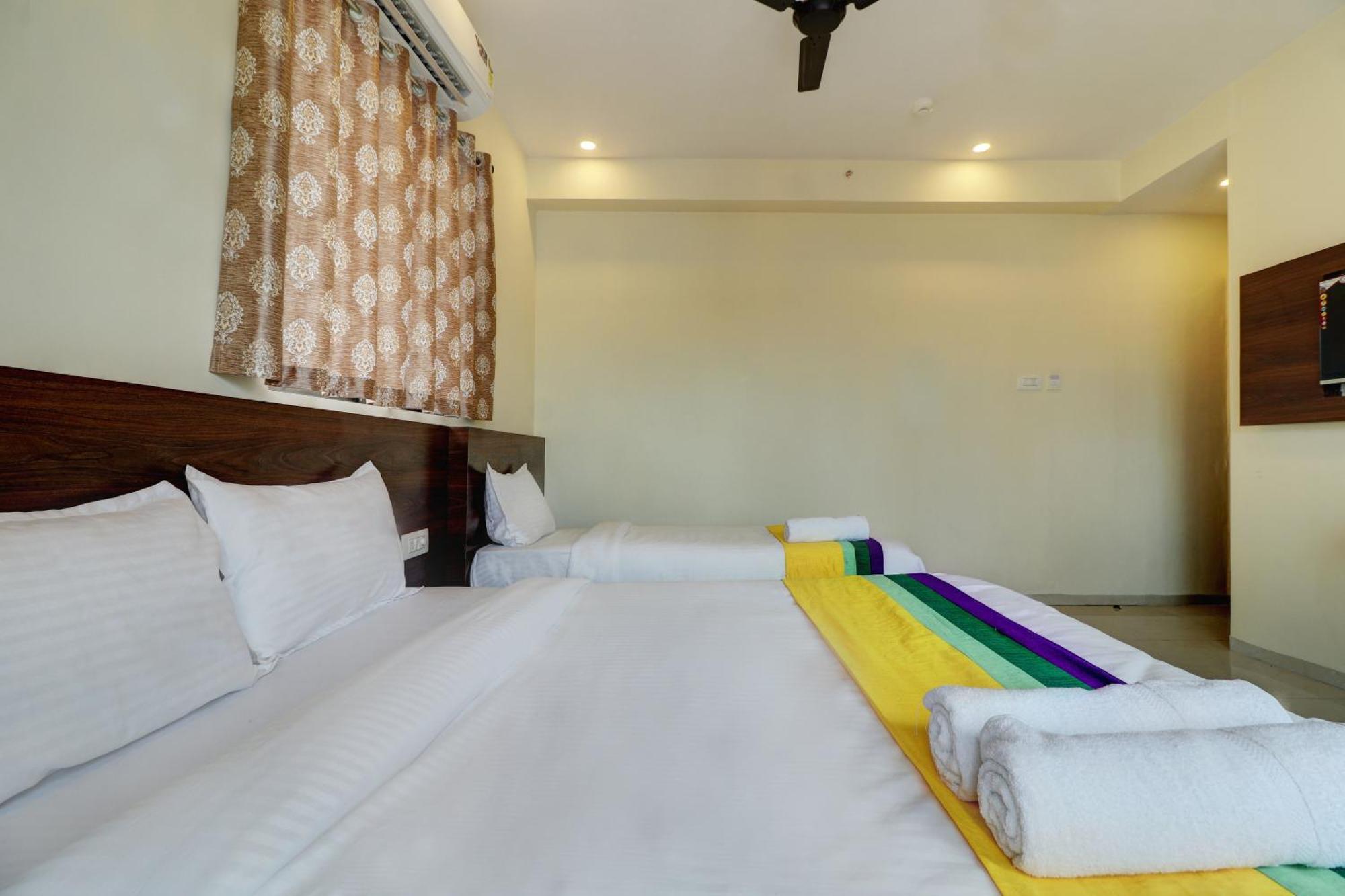 Hotel Dolphin- Fort Mumbai Zimmer foto